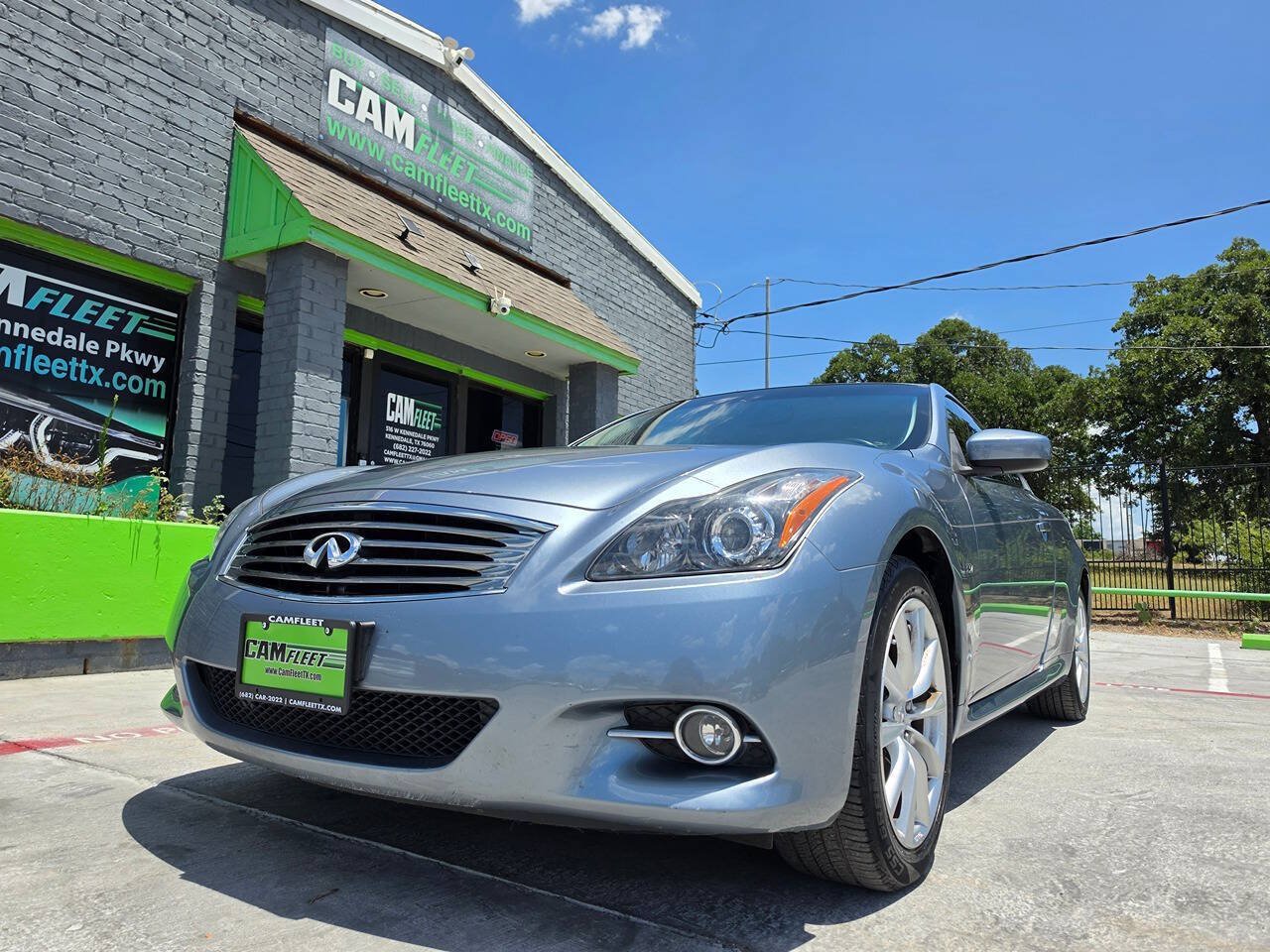 Used 2015 INFINITI Q60 AWD Coupe w/ Premium Package image 2
