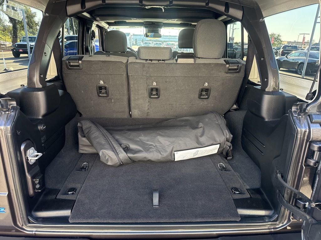 Certified 2025 Jeep Wrangler Willys 4xe image 7