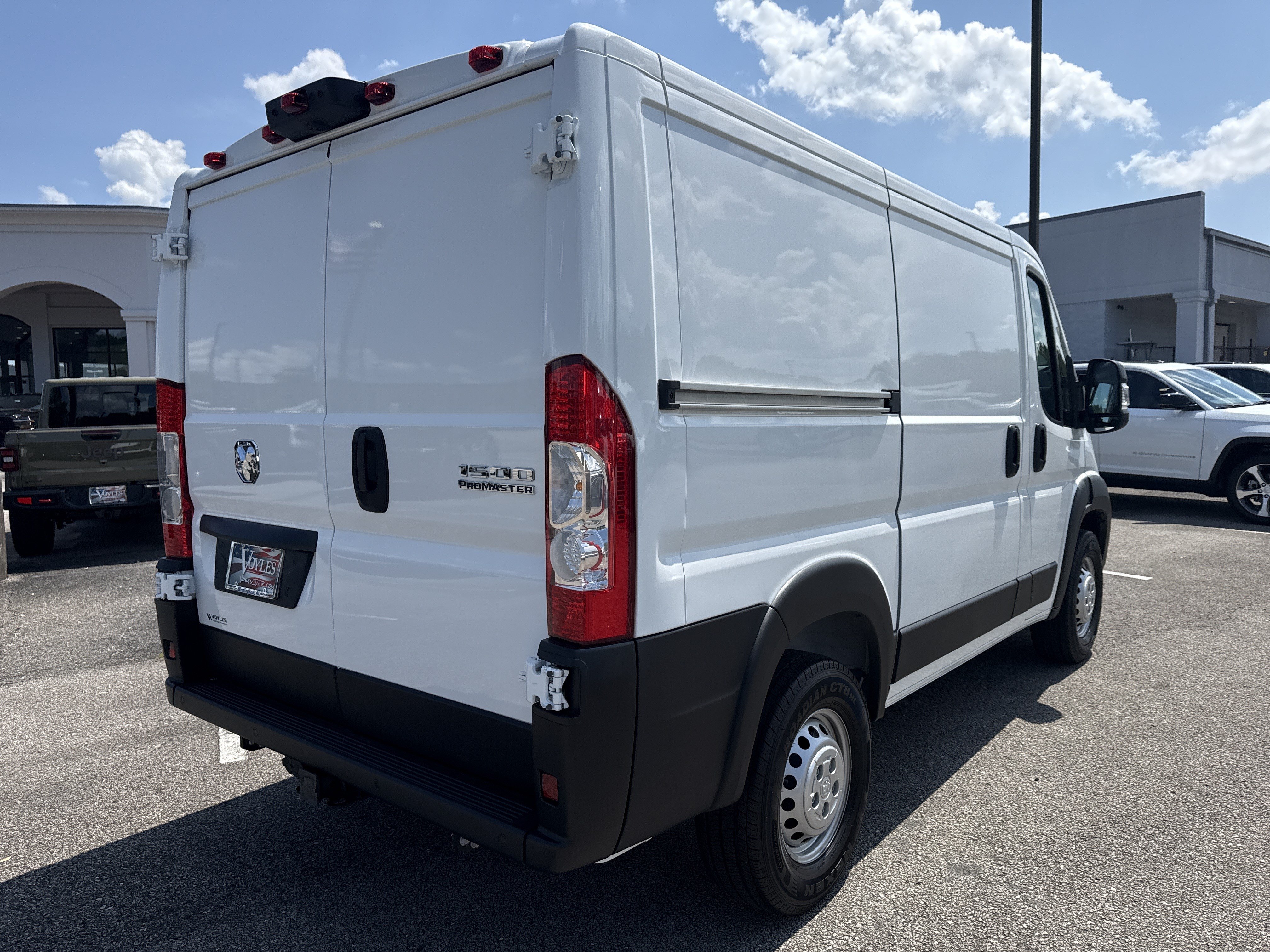 New 2026 RAM ProMaster 1500 w/ Safety Group FWD image 7