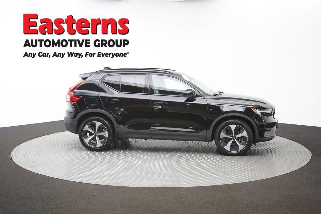 Used 2023 Volvo XC40 B4 Ultimate FWD image 40