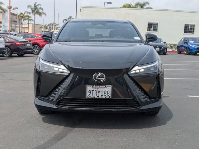 Used 2025 Lexus RZ 450e image 2