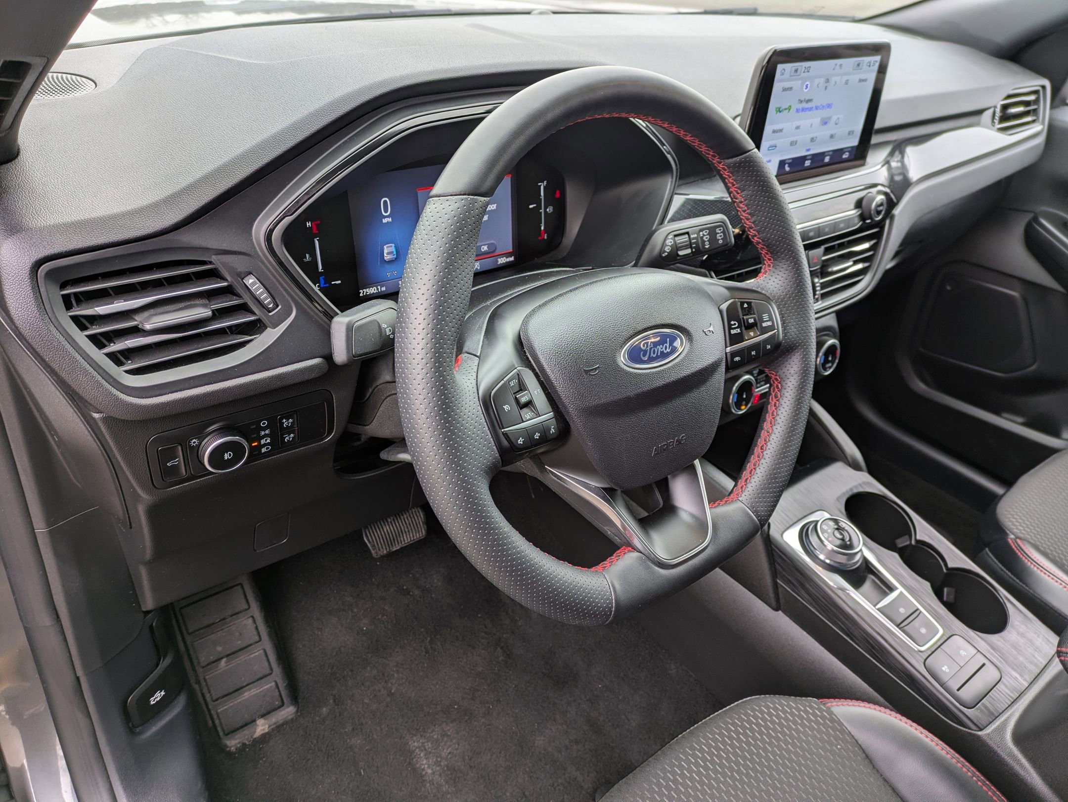 Used 2025 Ford Escape ST-Line Select image 8