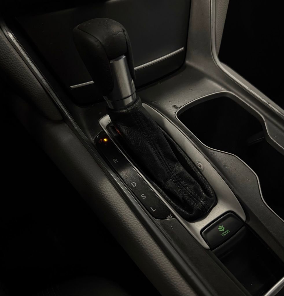 Used 2018 Honda Accord LX image 21