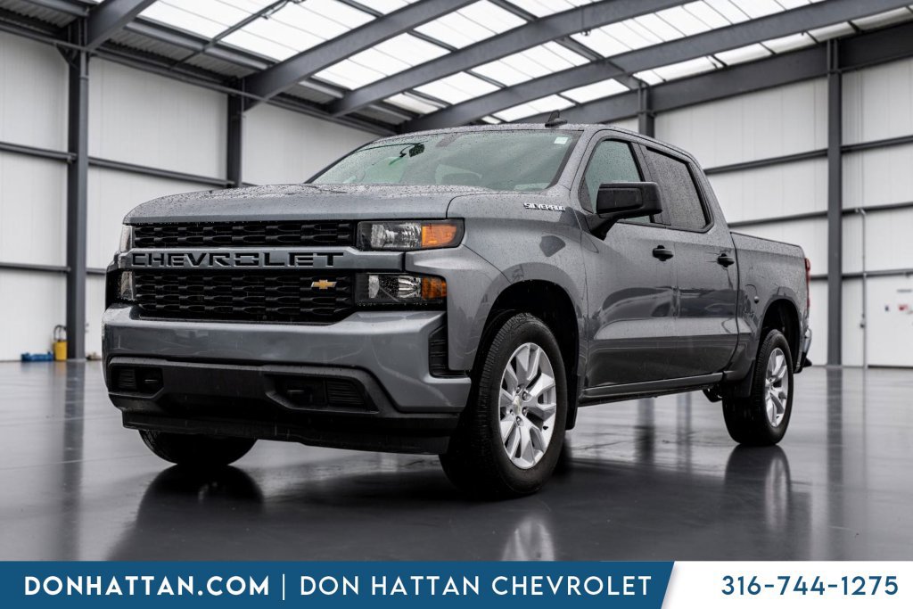Used 2020 Chevrolet Silverado 1500 Custom w/ Custom Value Package RWD image 1