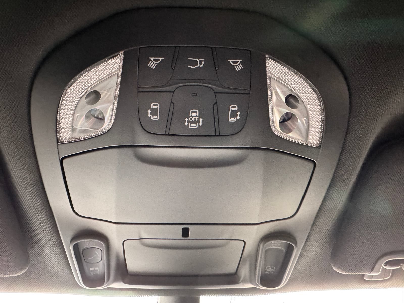 New 2026 Chrysler Pacifica Limited w/ S Appearance Package FWD image 31