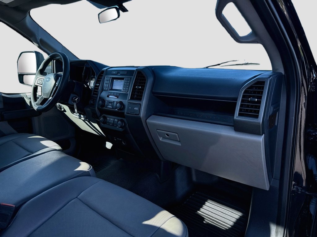 Used 2022 Ford F250 XL w/ Power Equipment Group AWD/4WD image 24