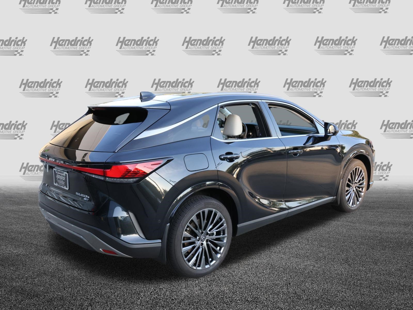 Certified 2026 Lexus RX 450h AWD w/ Convenience Package image 9