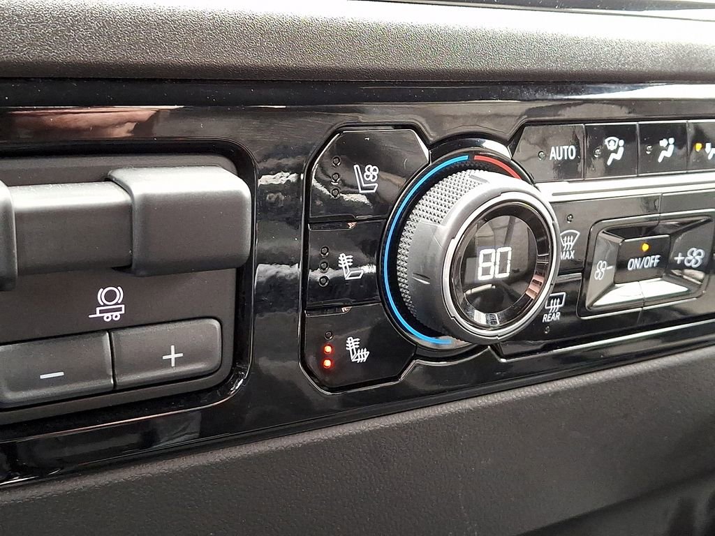 Used 2024 Chevrolet Silverado 1500 ZR2 w/ Technology Package image 23