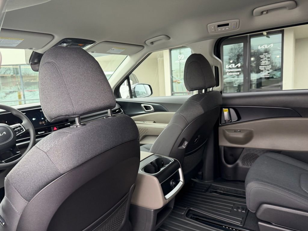 New 2026 Kia Carnival LX image 19