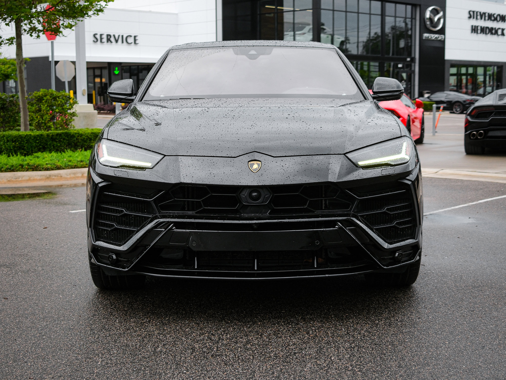 Used 2020 Lamborghini Urus AWD/4WD image 3