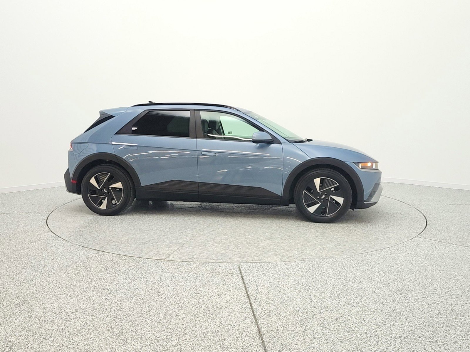 Used 2025 Hyundai Ioniq 5 SEL AWD/4WD image 4