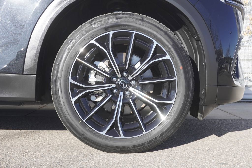 Used 2025 MAZDA CX-70 Plug-In Hybrid w/ Premium Plus image 35