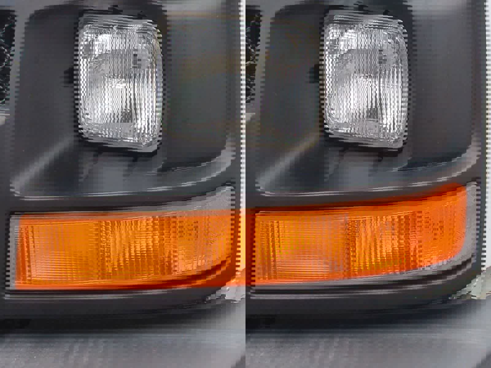 Used 2013 Chevrolet Express 1500 image 11