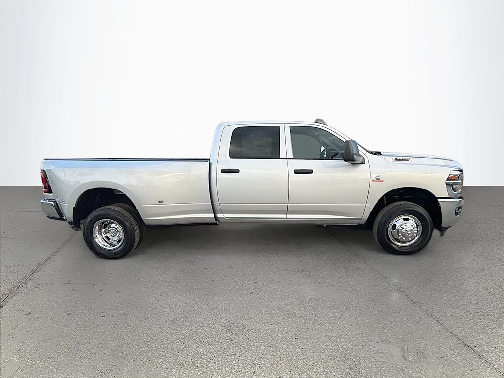 New 2026 RAM 3500 Tradesman w/ Chrome Appearance Group A AWD/4WD image 3