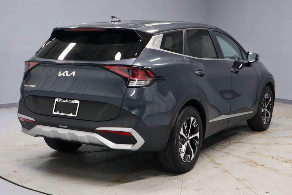 Used 2023 Kia Sportage EX FWD image 12