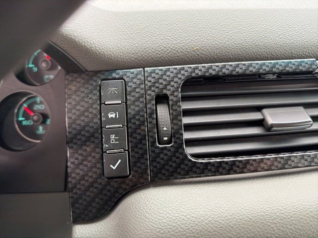 Used 2013 Chevrolet Avalanche LT image 15