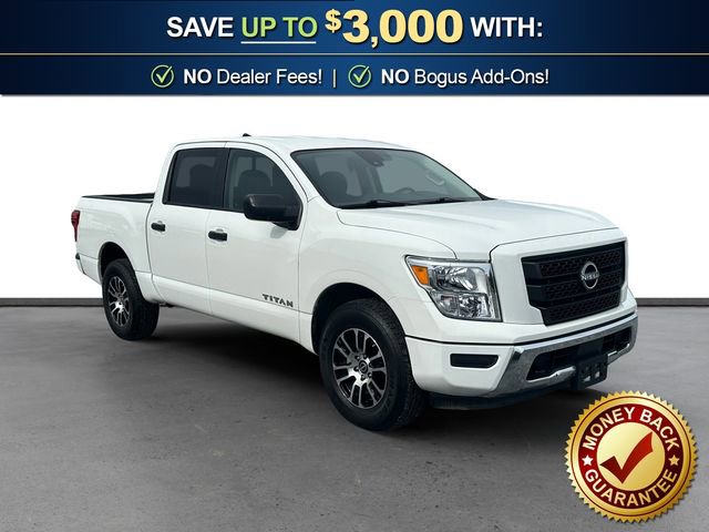 Used 2024 Nissan Titan SV image 10