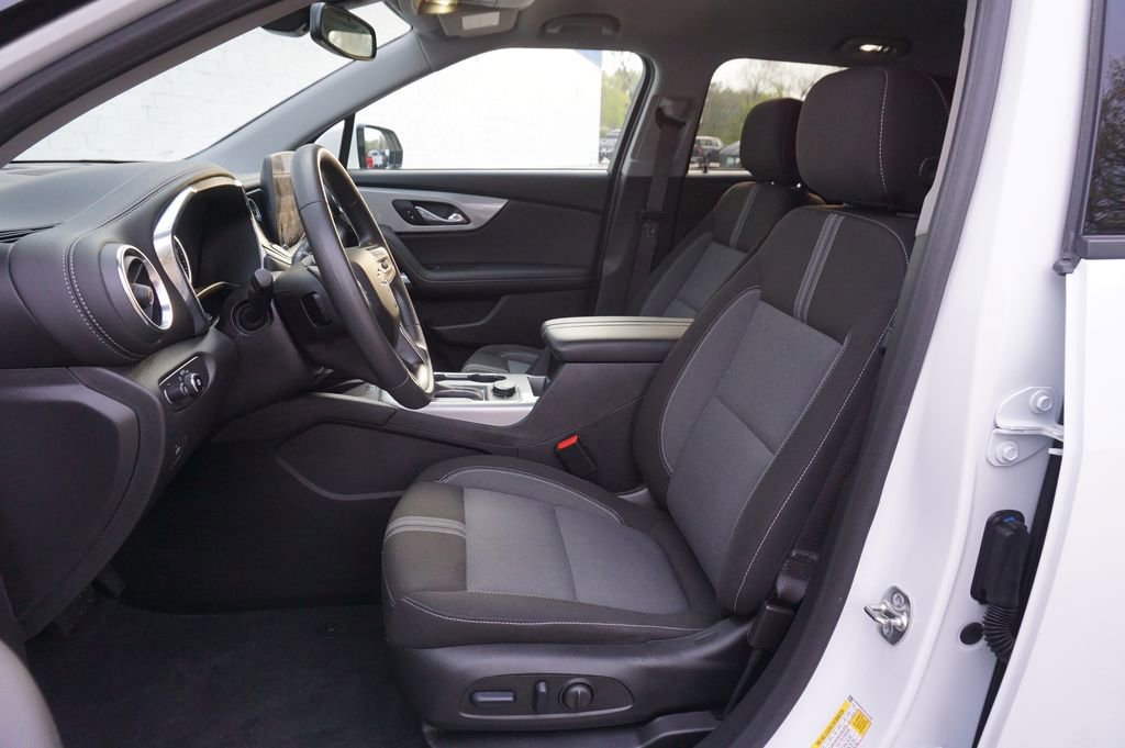 Used 2024 Chevrolet Blazer LT w/ Convenience Package FWD image 10