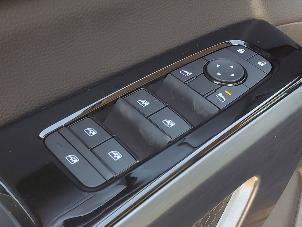 New 2026 Nissan Pathfinder SL image 13