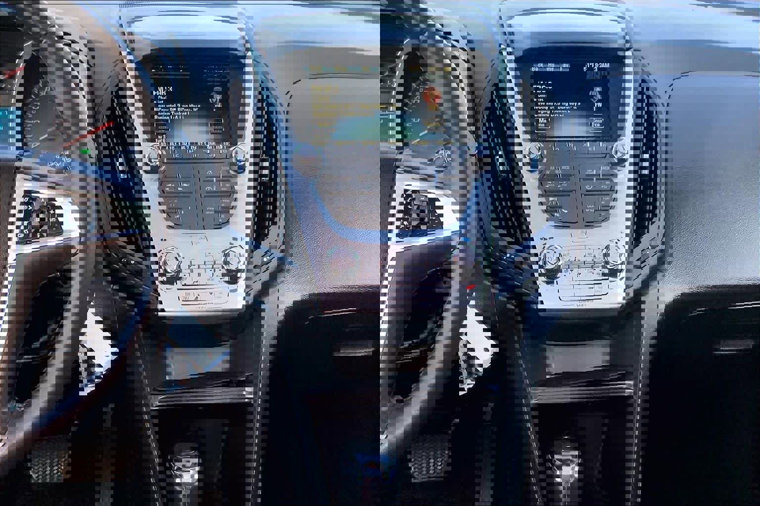 Used 2017 Chevrolet Equinox LT w/ Convenience Package image 6