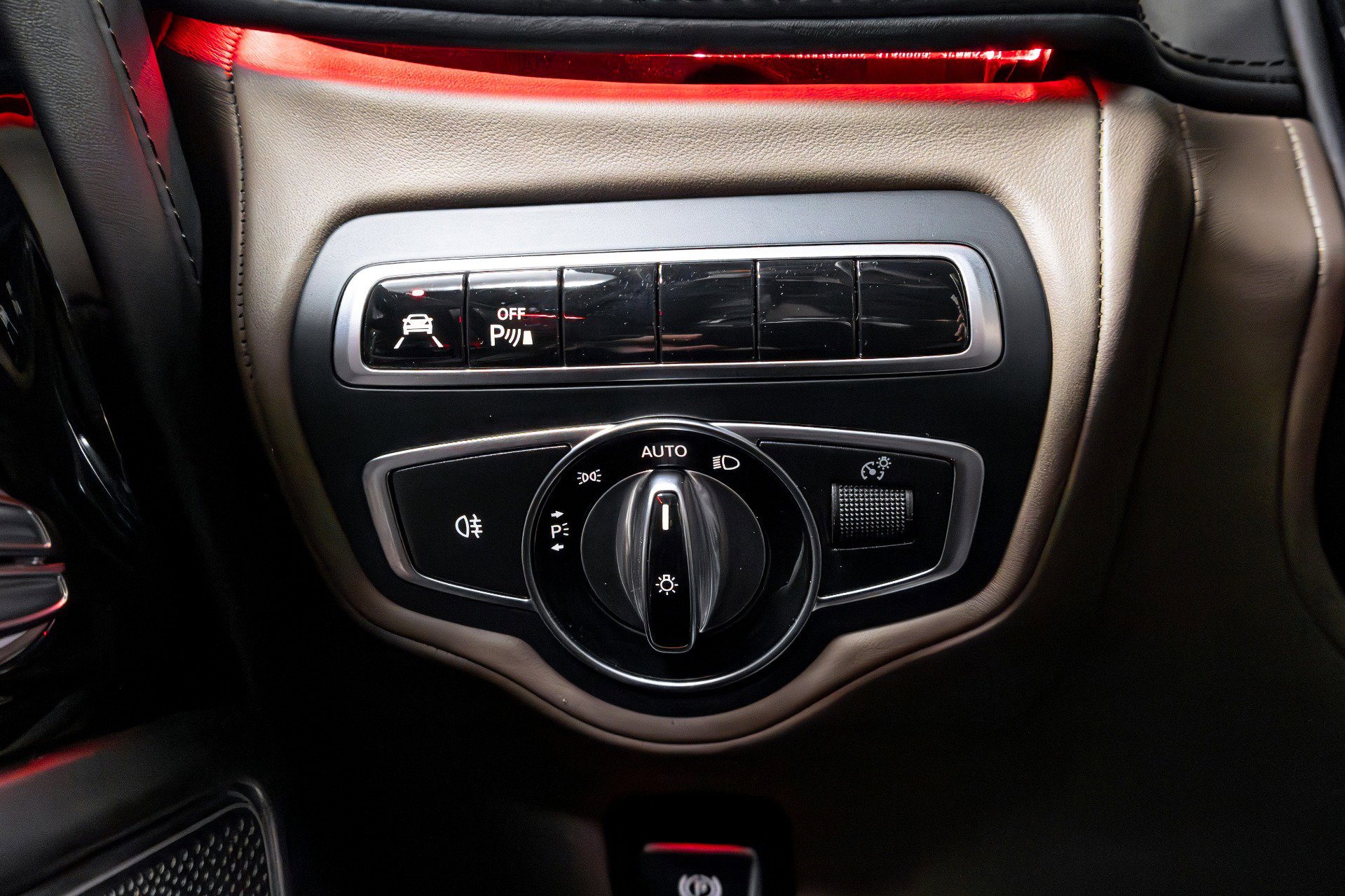 Used 2020 Mercedes-Benz G 550 image 54