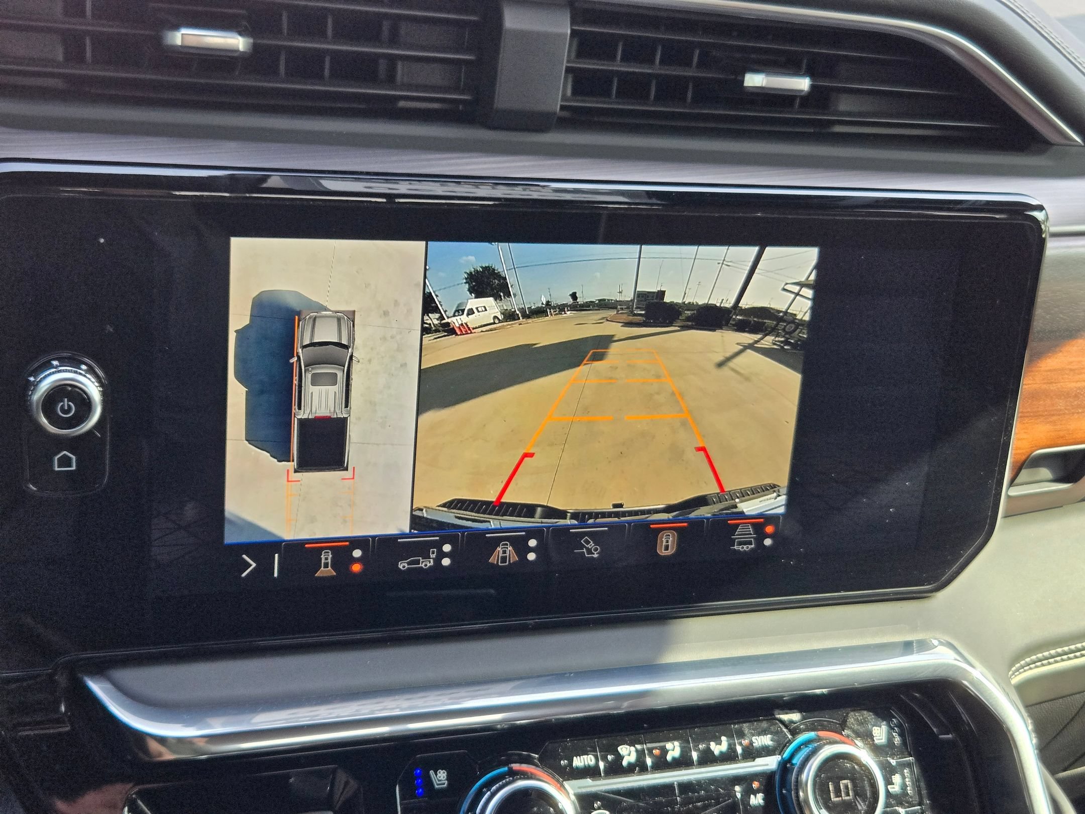 Certified 2025 GMC Sierra 1500 Denali Ultimate AWD/4WD image 16