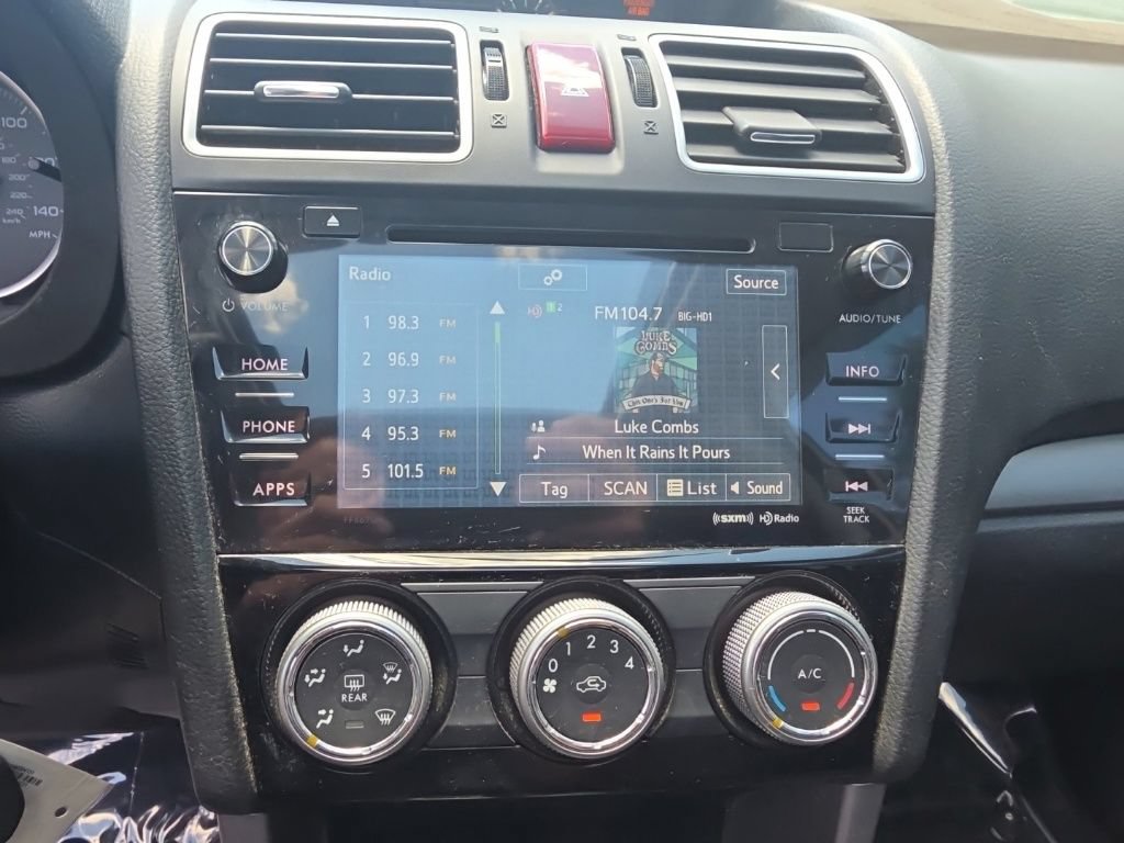 Used 2016 Subaru Forester 2.5i Premium w/ All-Weather Package AWD/4WD image 18