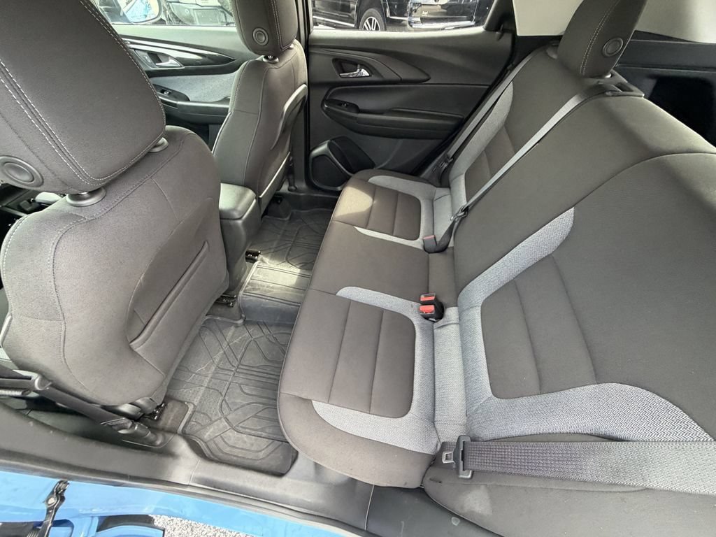 Used 2024 Chevrolet TrailBlazer LT w/ Driver Confidence Package AWD/4WD image 12
