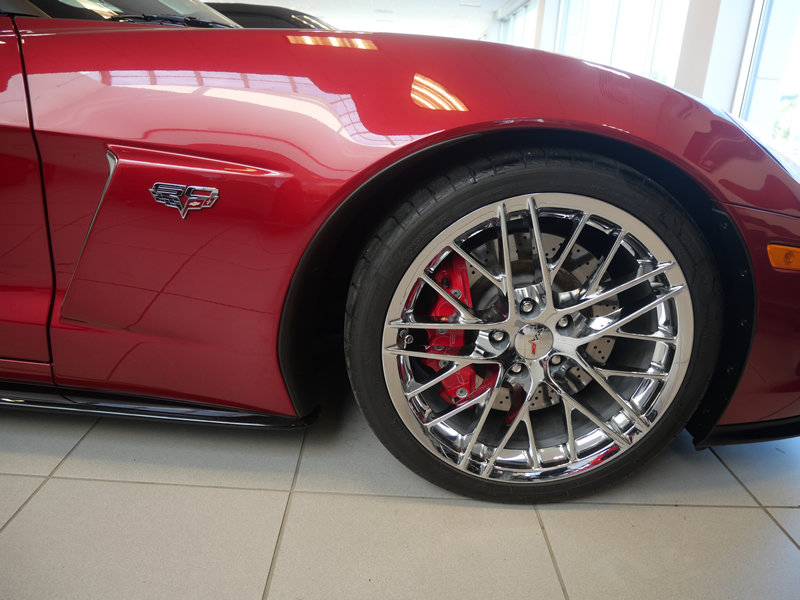 Used 2013 Chevrolet Corvette 427 w/ 1SC Preferred Equipment Group RWD image 6