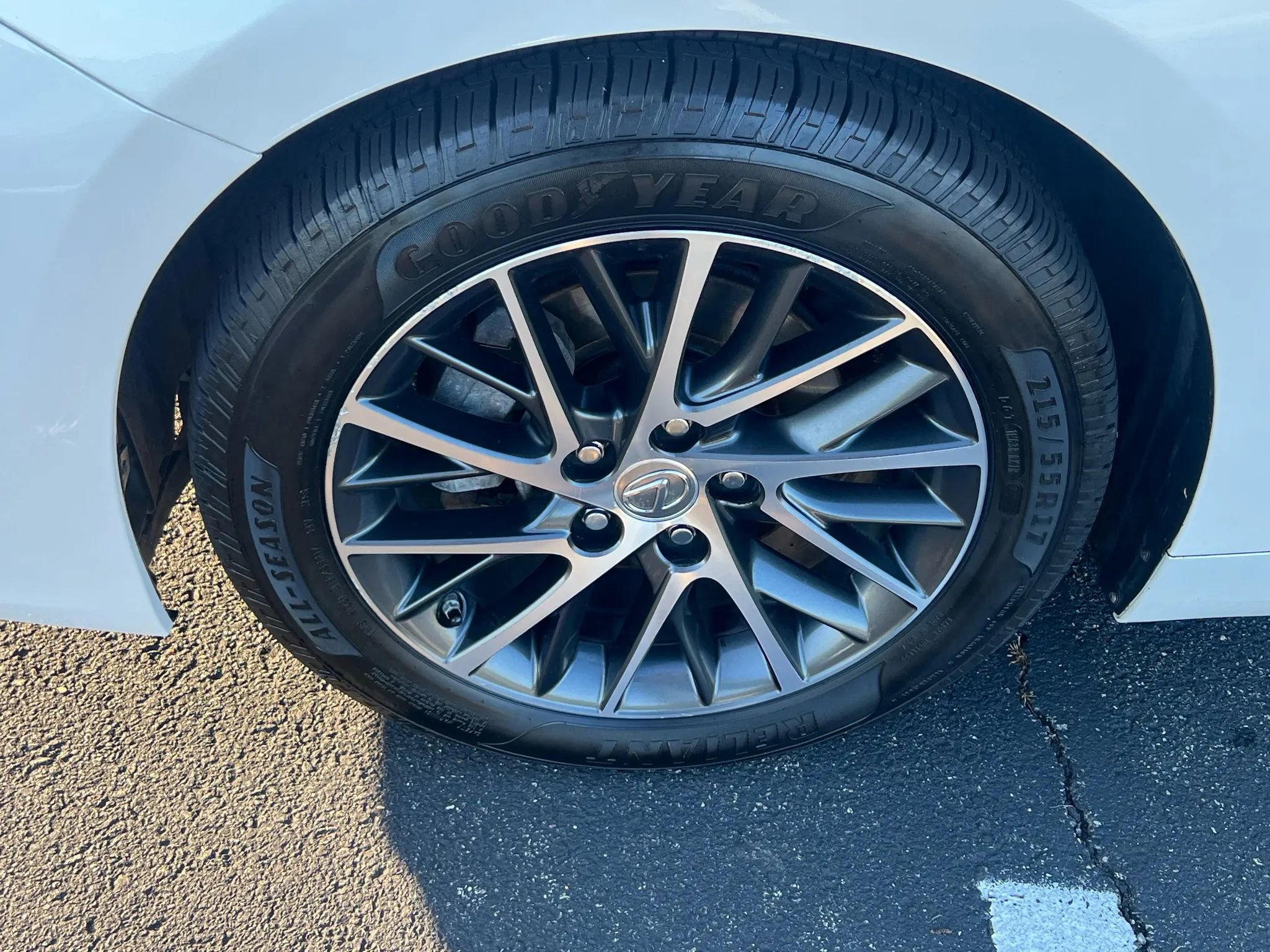 Used 2017 Lexus ES 350 image 42