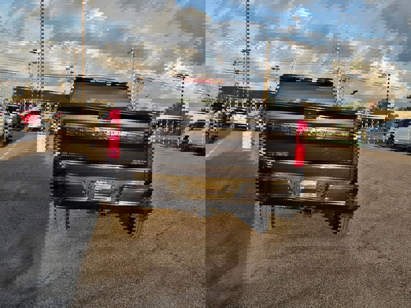 Used 2022 Chevrolet Silverado 1500 Custom RWD image 5