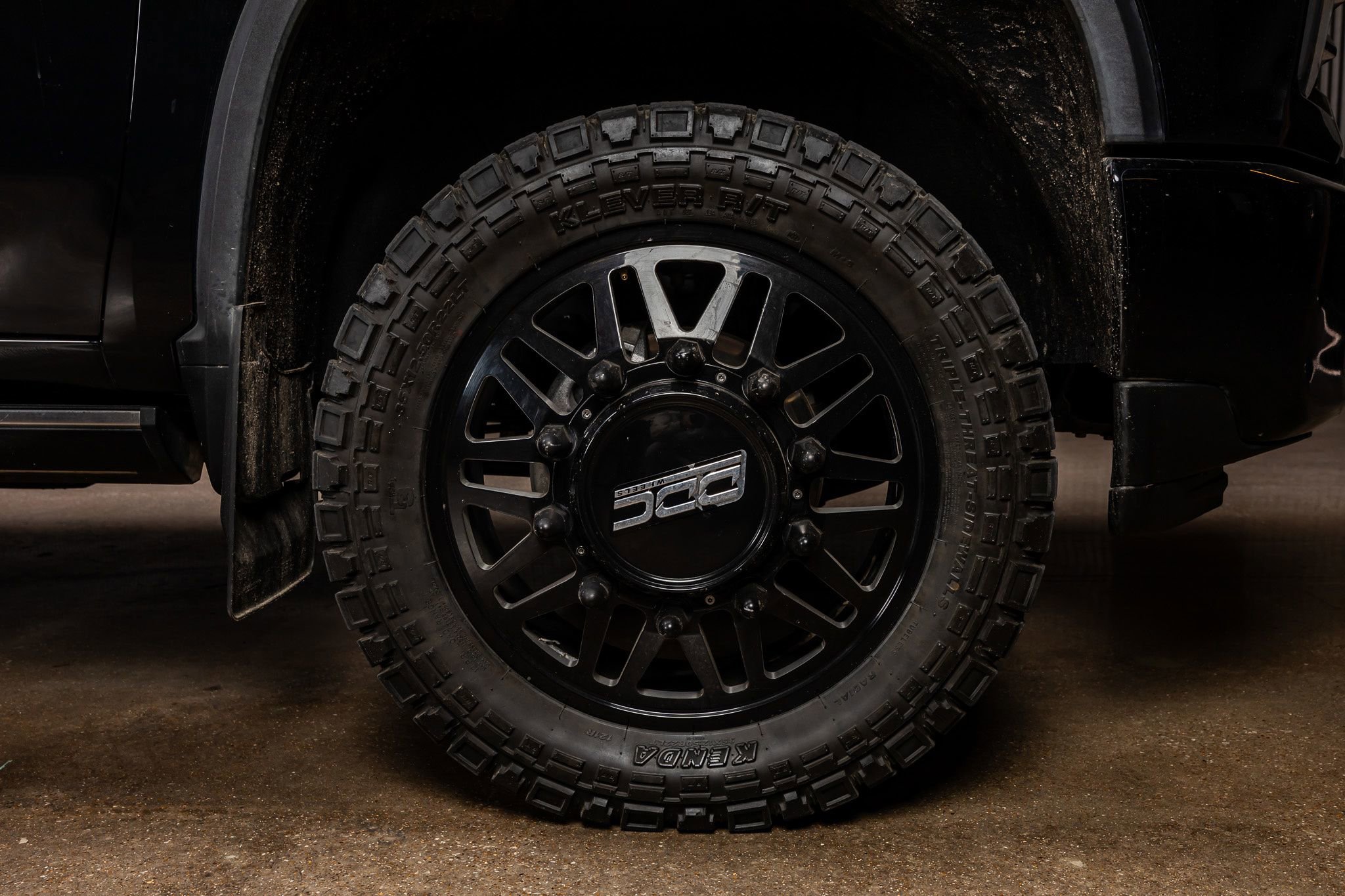 Used 2022 Chevrolet Silverado 3500 High Country w/ LPO, Hitch Package image 11