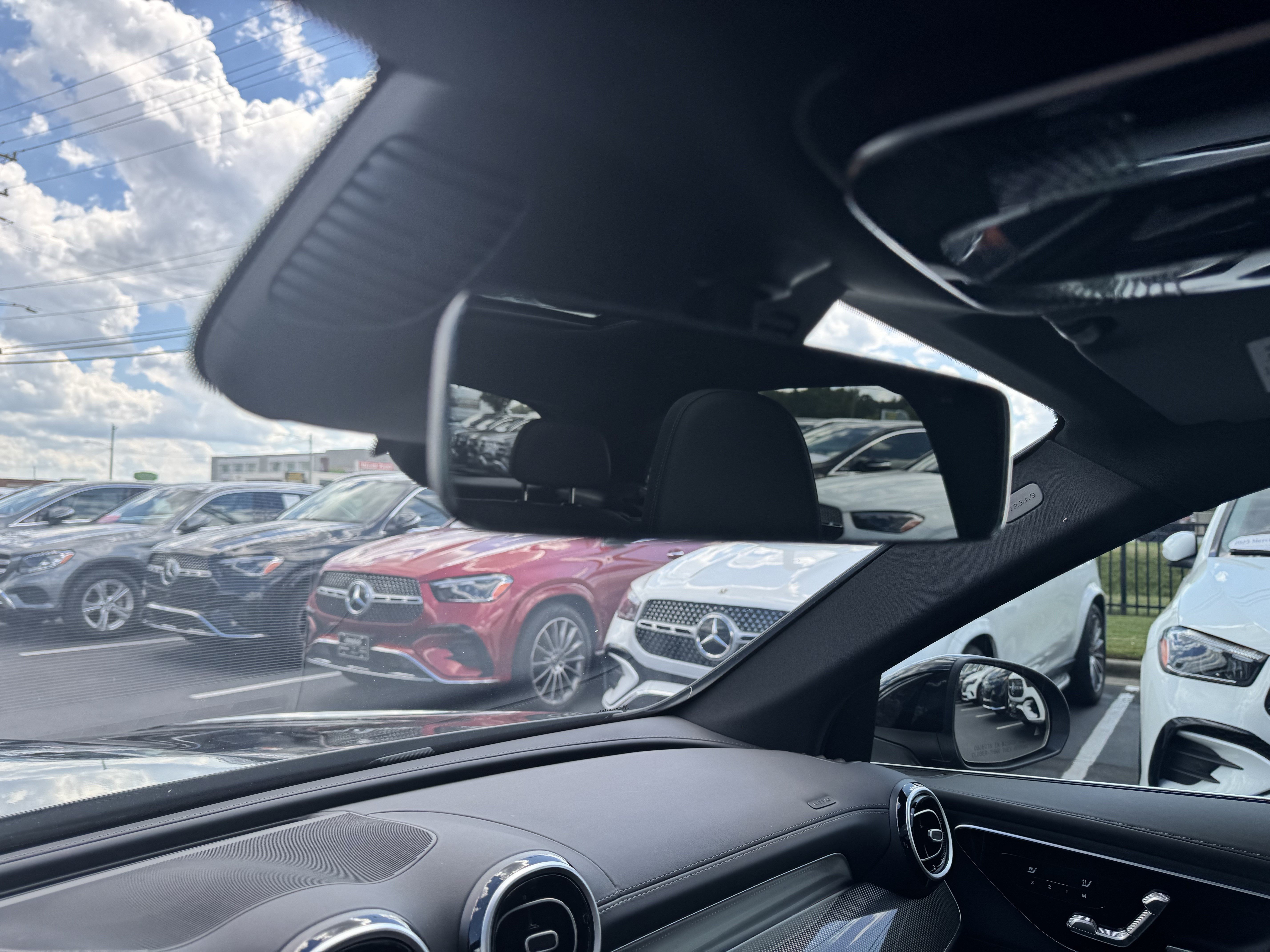 Used 2026 Mercedes-Benz GLC 300 image 28