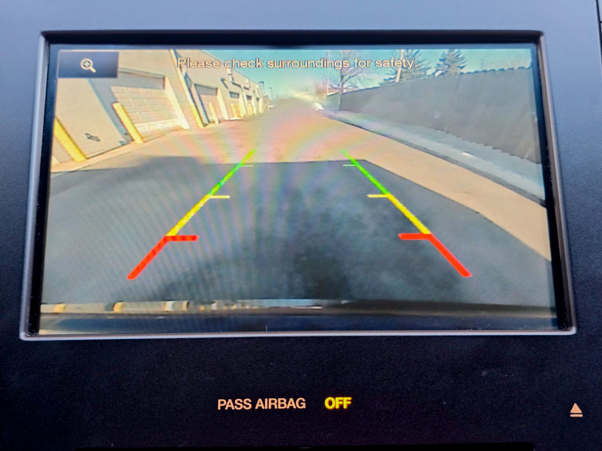 Used 2016 Lincoln MKZ image 9