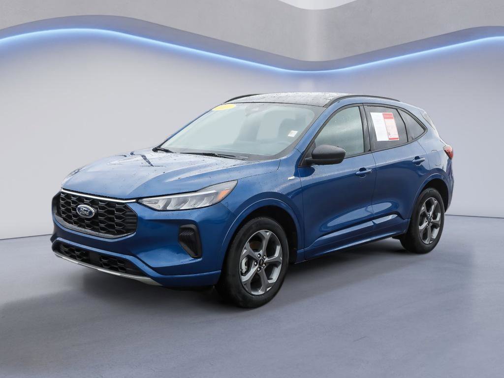 Used 2023 Ford Escape ST-Line w/ Tech Pack #1 image 2