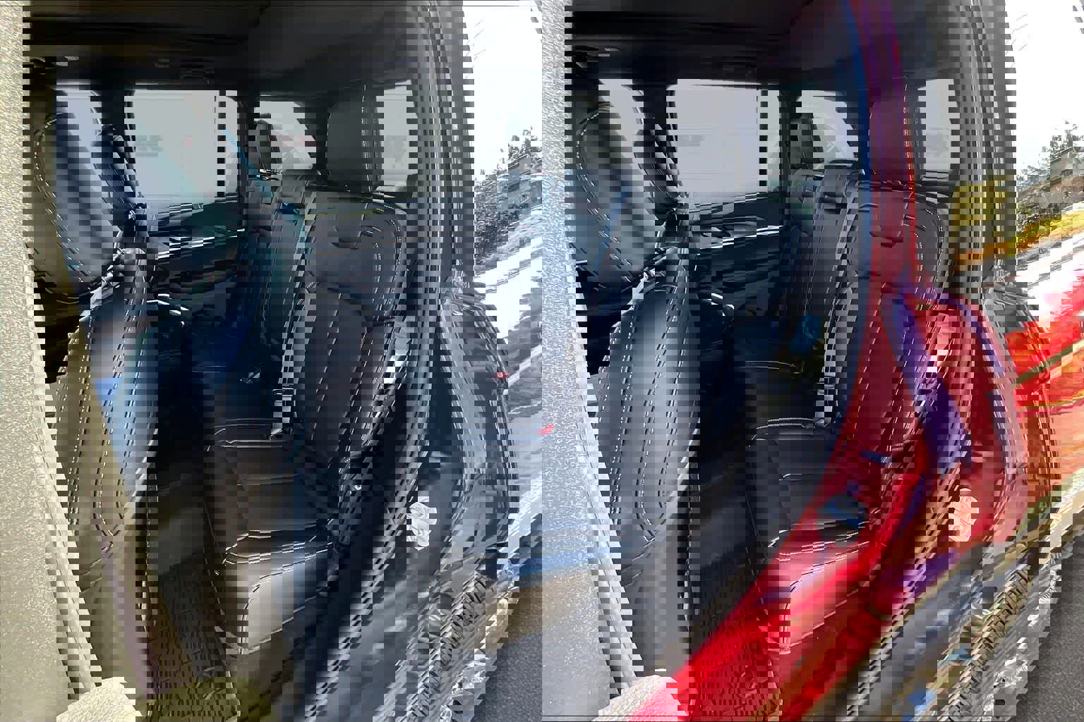 New 2025 Jeep Grand Cherokee Limited w/ Luxury Tech Group II image 13