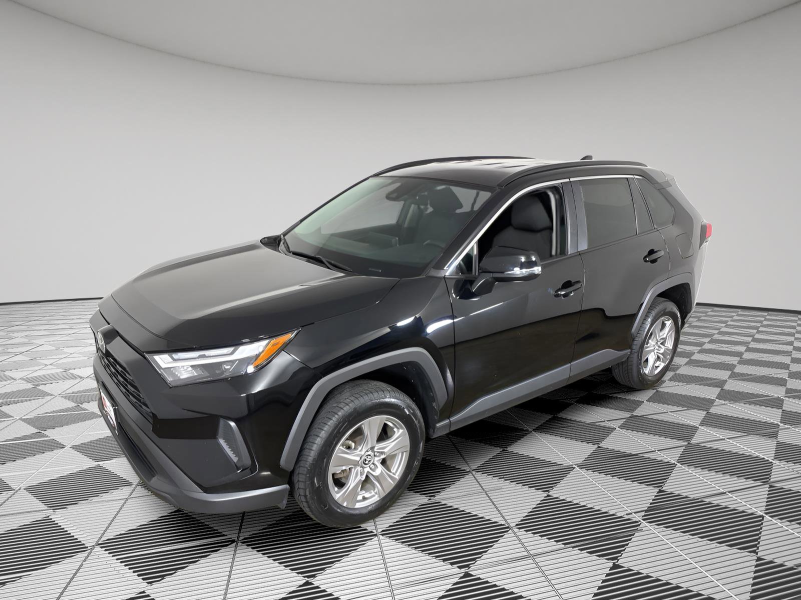 Used 2024 Toyota RAV4 XLE image 10