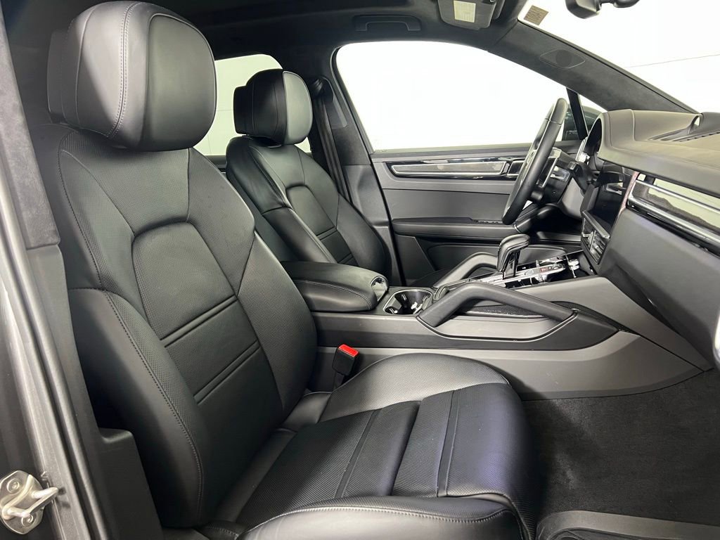 Certified 2023 Porsche Cayenne GTS image 21
