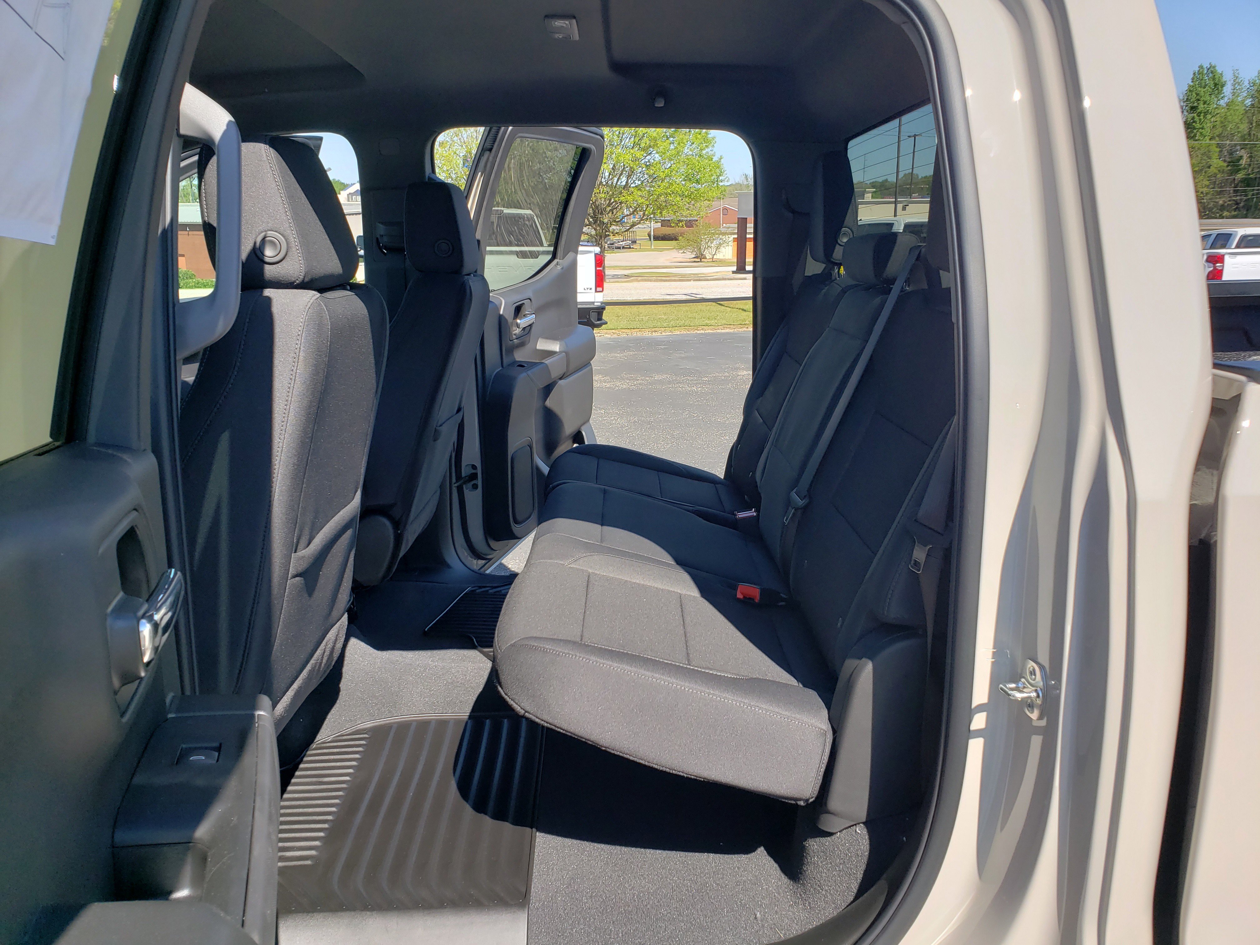 New 2026 Chevrolet Silverado 1500 Custom Trail Boss w/ Dark Appearance Package image 30