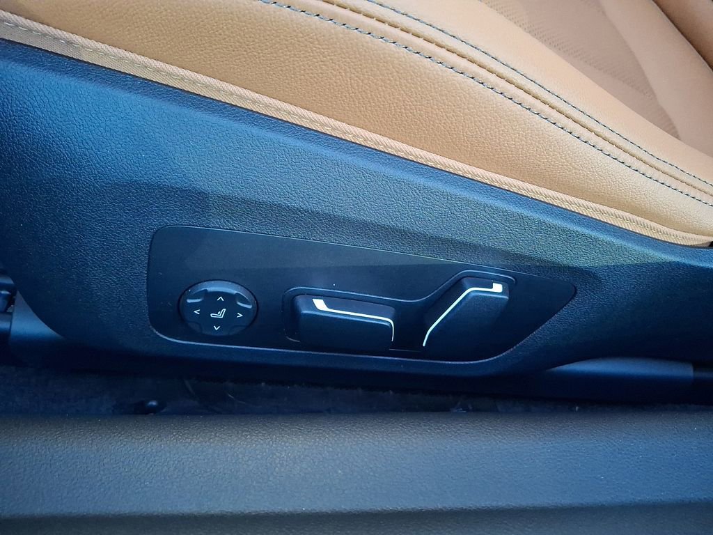 Used 2024 BMW M240i xDrive Coupe w/ Premium Package image 11