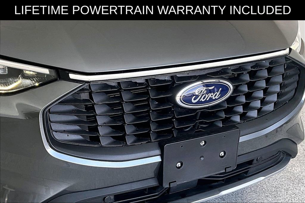 Used 2025 Ford Escape Platinum AWD/4WD image 38