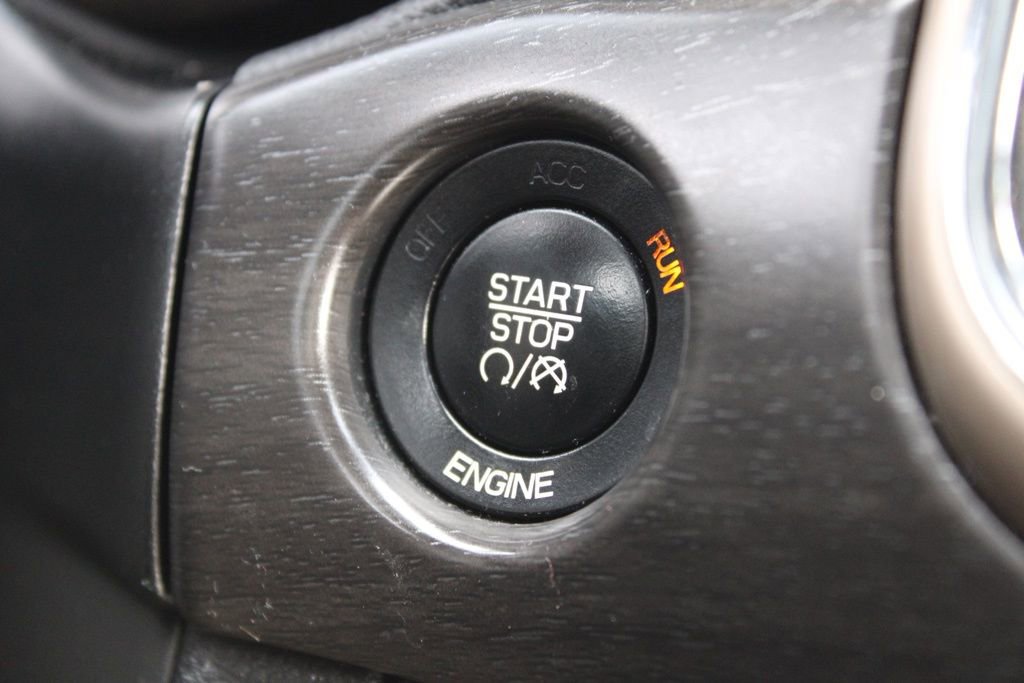 Used 2016 Jeep Grand Cherokee Laredo image 30