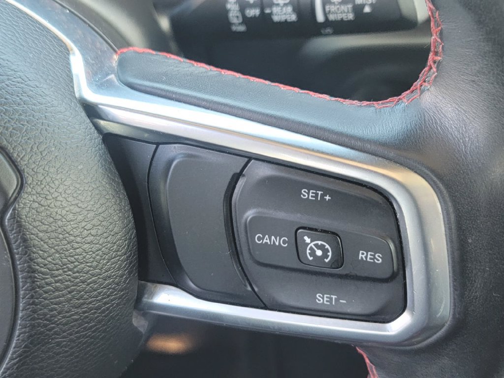 Used 2018 Jeep Wrangler Unlimited Rubicon w/ Dual Top Group AWD/4WD image 32
