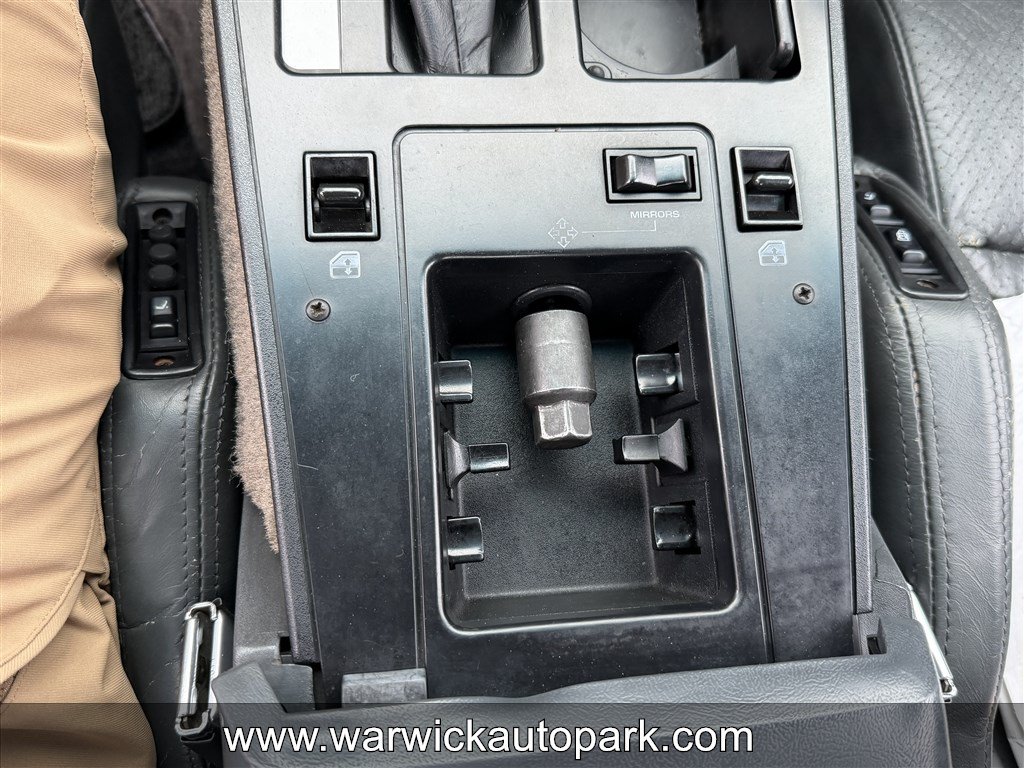 Used 1987 Chevrolet Corvette Coupe RWD image 15
