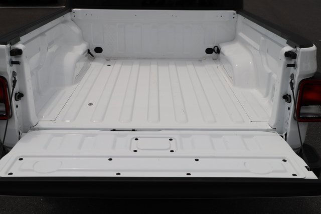 Used 2024 Jeep Gladiator Sport image 9