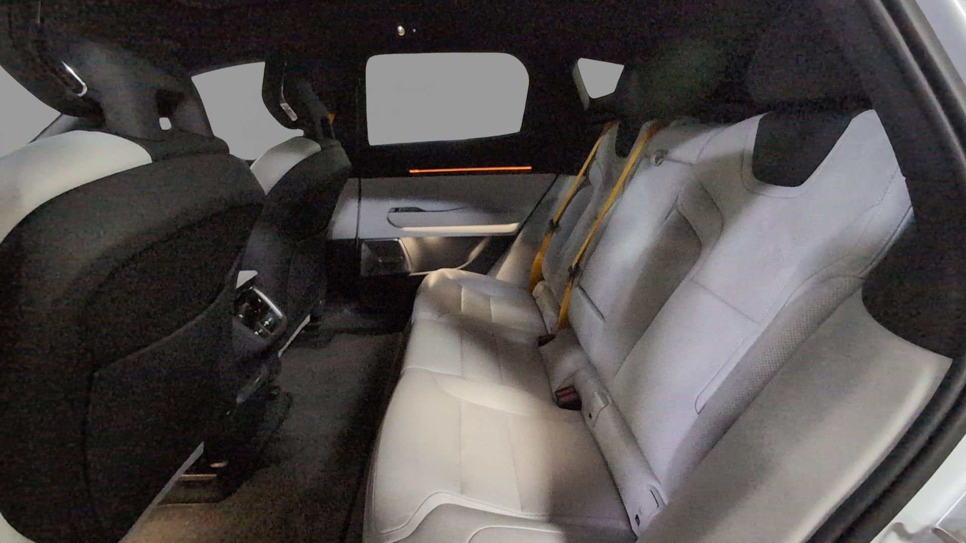 Used 2025 Polestar Polestar 3 image 17