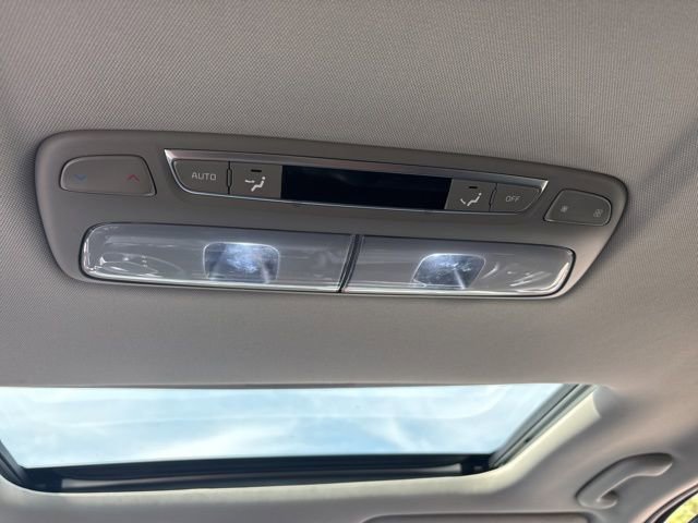 Used 2022 Kia Telluride EX w/ EX Premium Package image 16