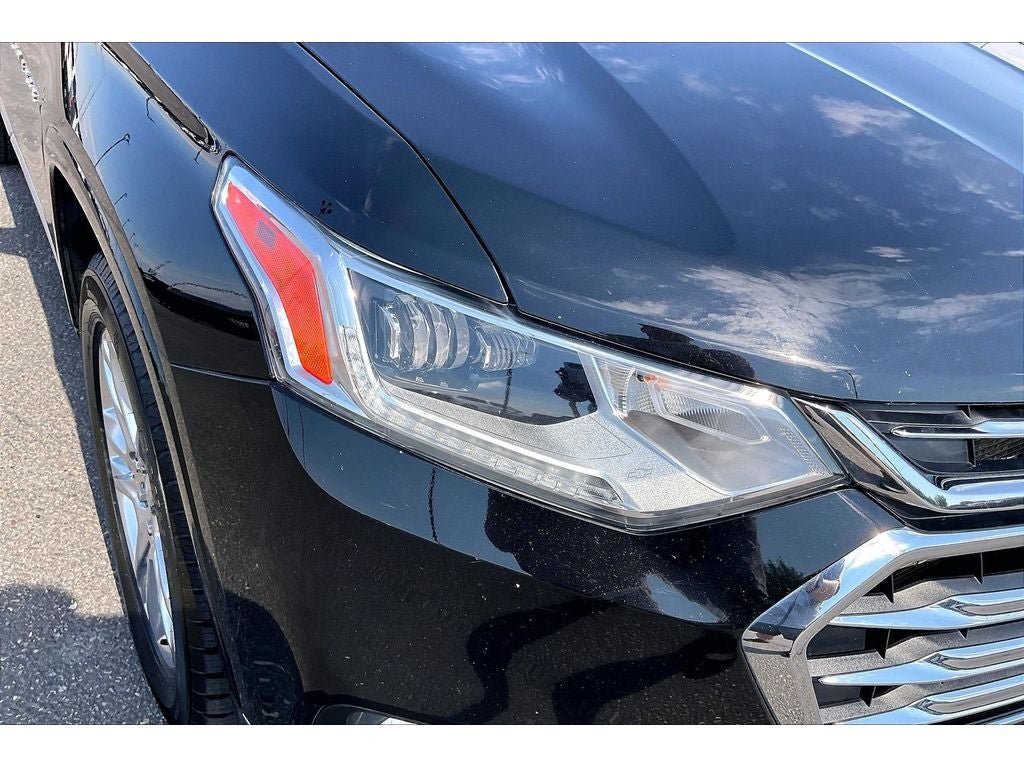 Used 2021 Chevrolet Traverse High Country AWD/4WD image 31