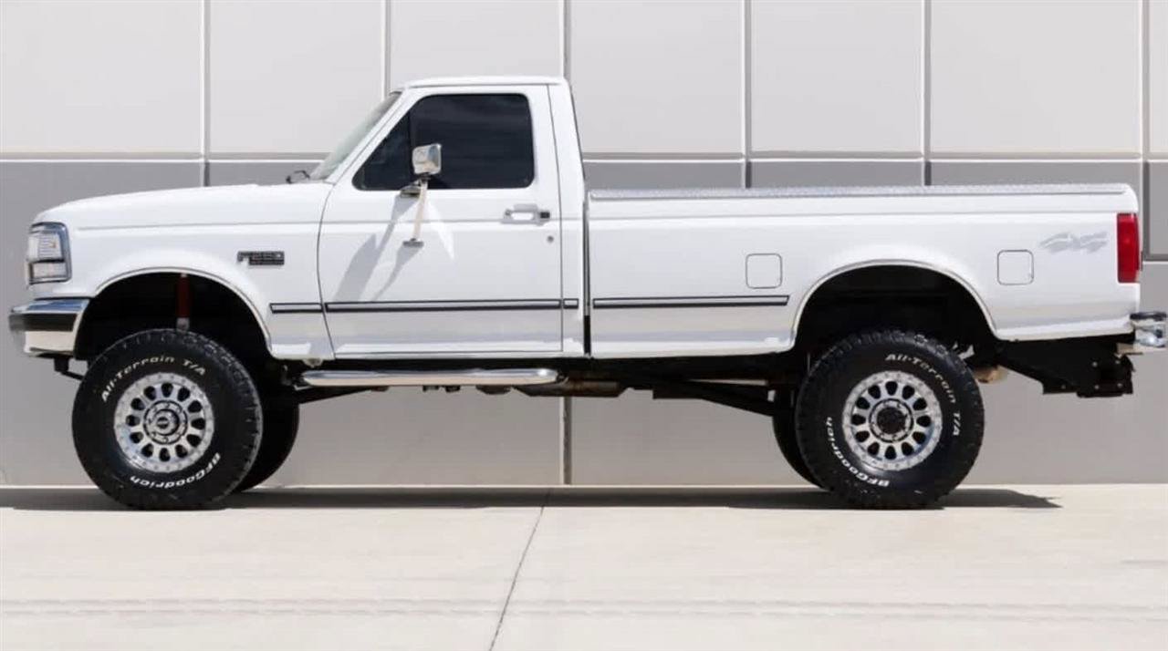 Used 1996 Ford F250 4x4 Regular Cab image 2
