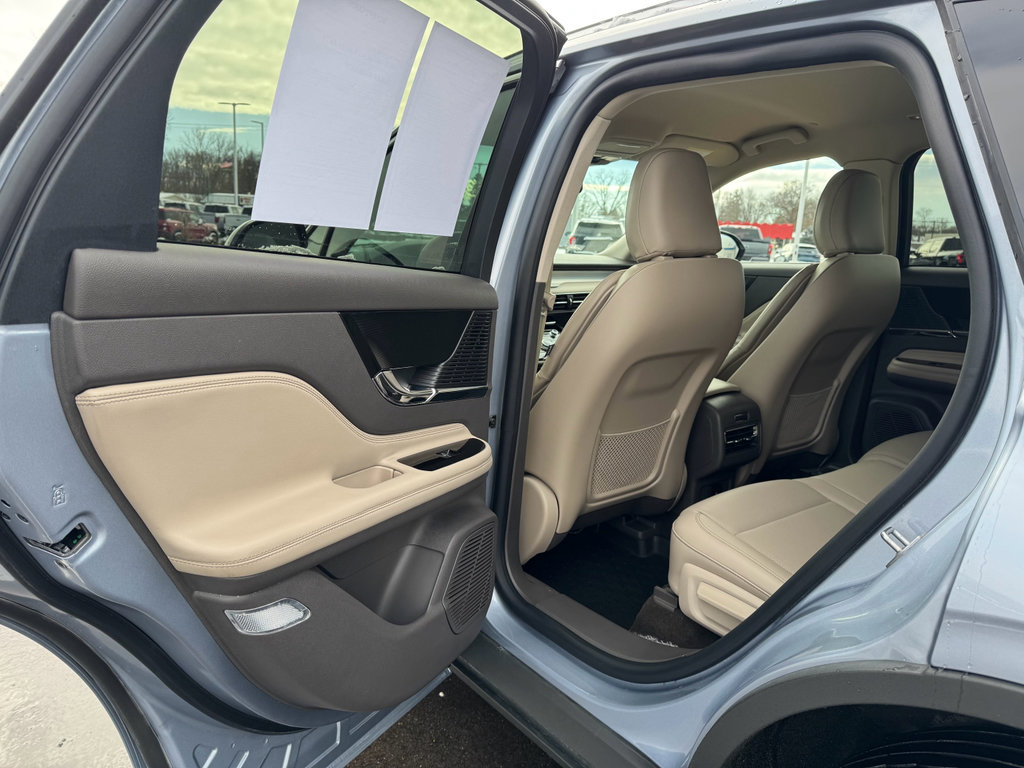 Certified 2022 Lincoln Corsair 4WD w/ Equipment Group 101A image 21